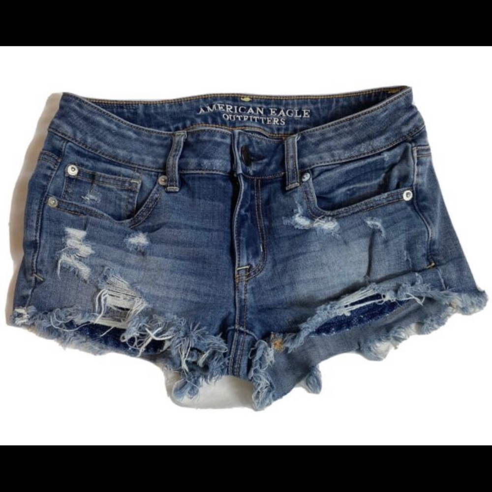 American Eagle Women’s Distressed Shortie Shorts Size: 14